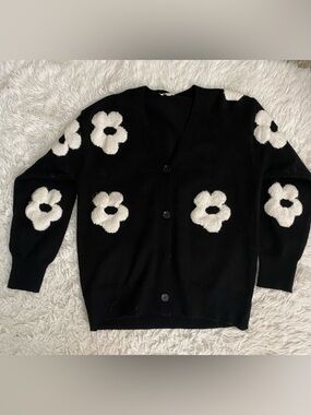 En Creme Black Cardigan with Cream Floral Motif